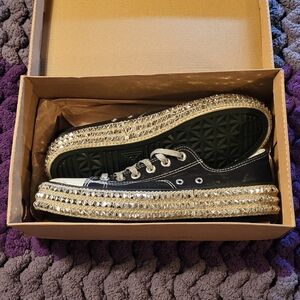 Dazzling Billie Low-Top Sneakers with Silver Crystal Embellishment